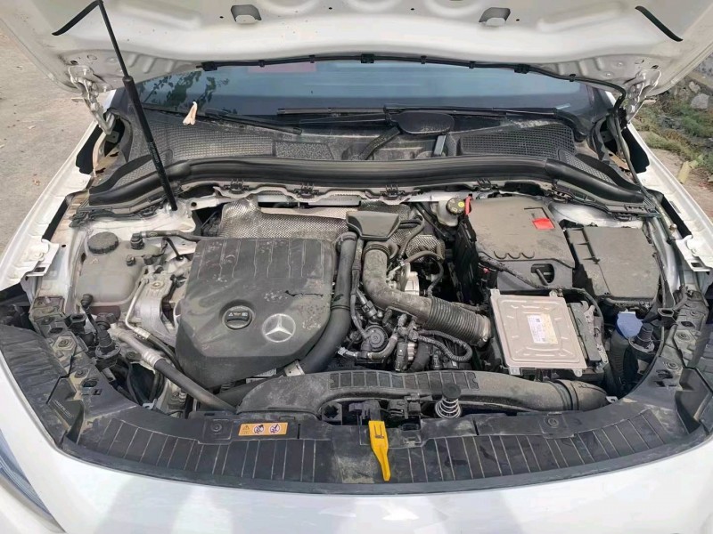 济宁21年奔驰GLA4