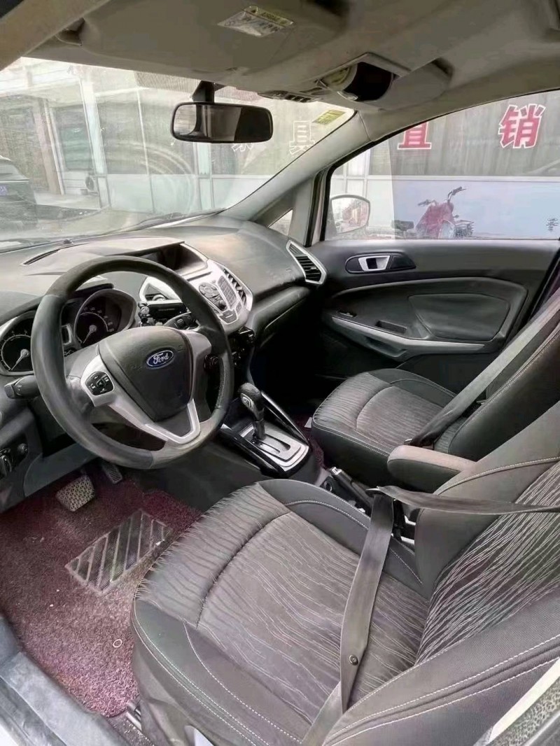 青岛13年福特翼搏4