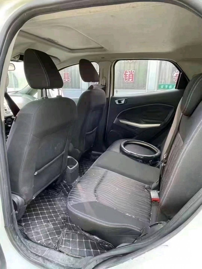 青岛13年福特翼搏3