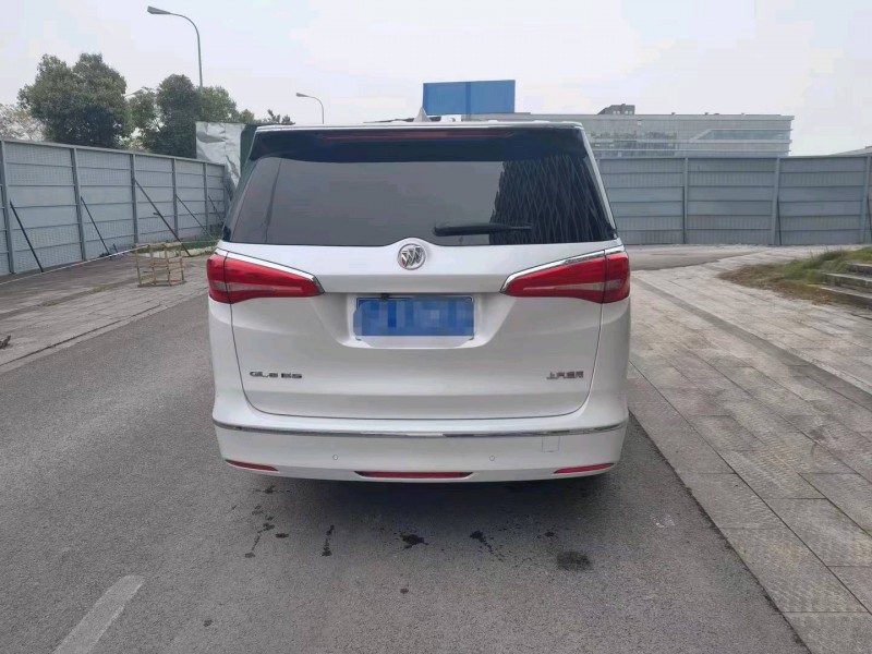 重庆19年别克GL83