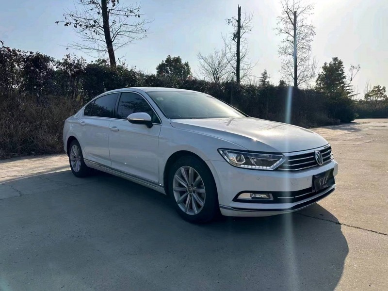 北京17年大众迈腾3