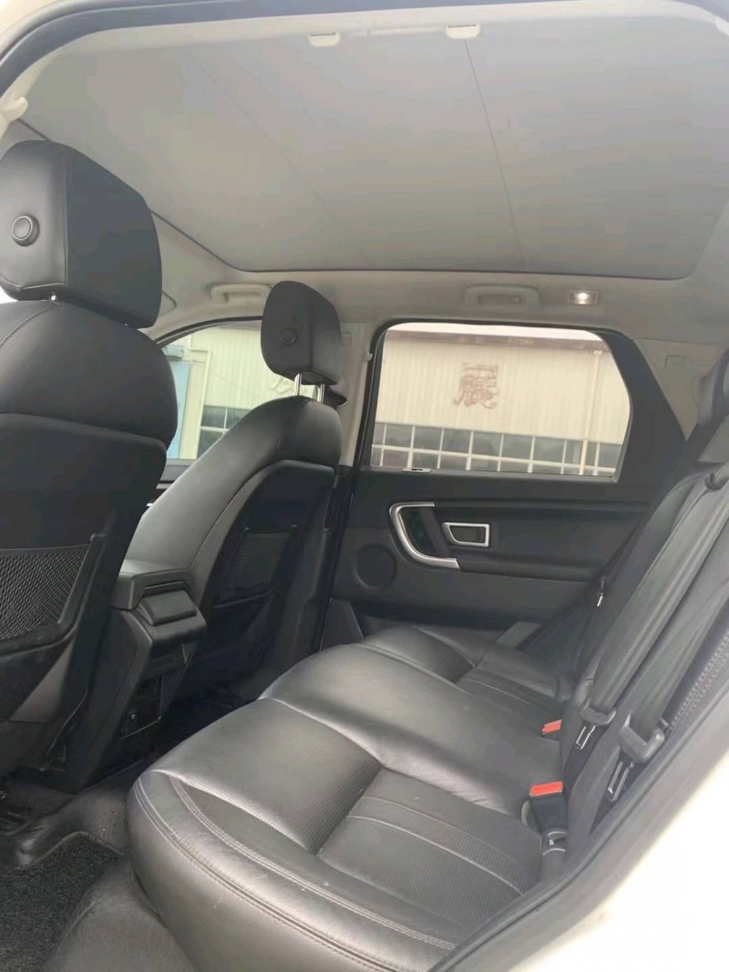 北京18年路虎发现神行5