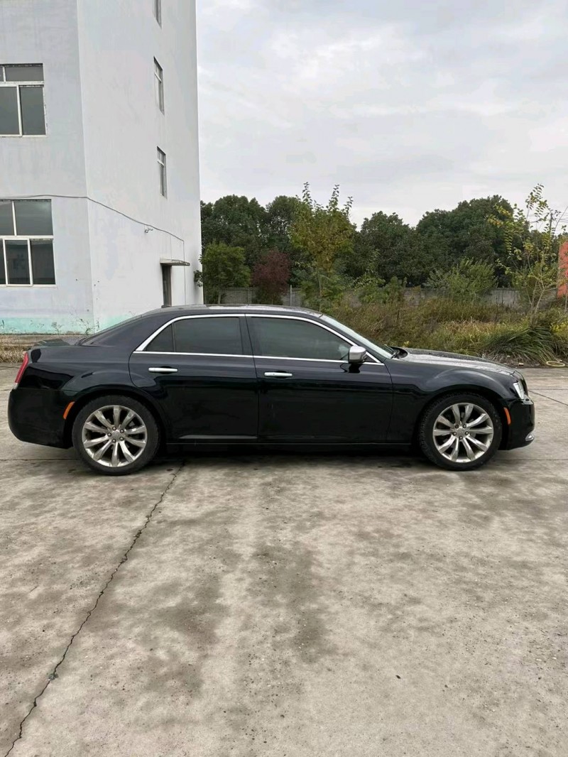 北京16年克莱斯勒300C6