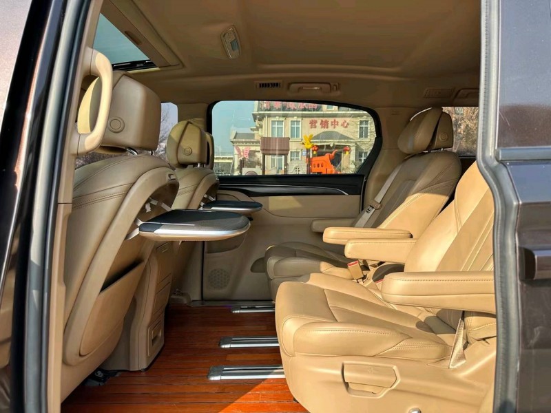 青岛20年别克GL85