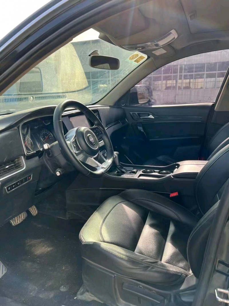 北京18年众泰T6004