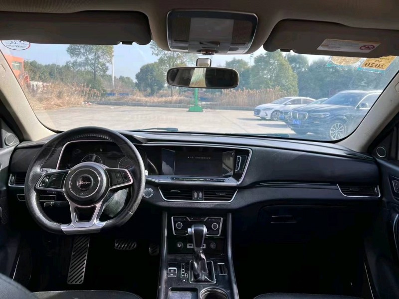 北京18年众泰T6006