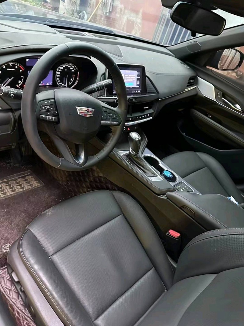 邯郸22年凯迪拉克CT48