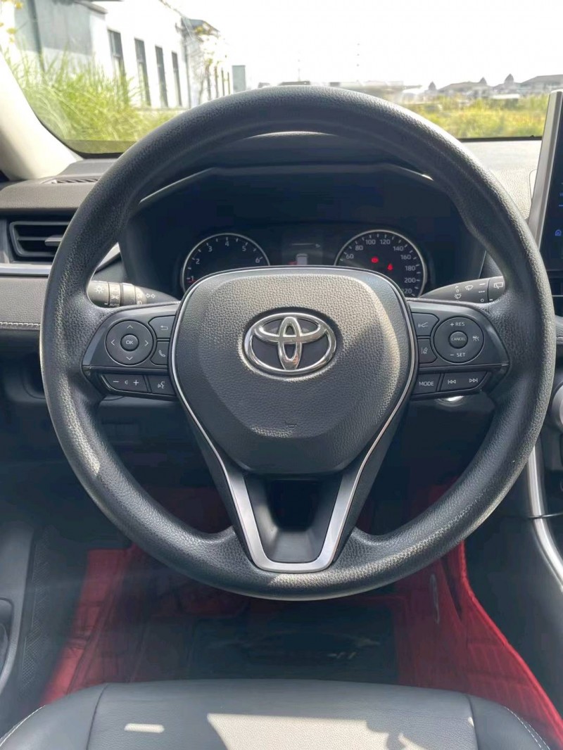 宜昌20年丰田威兰达8