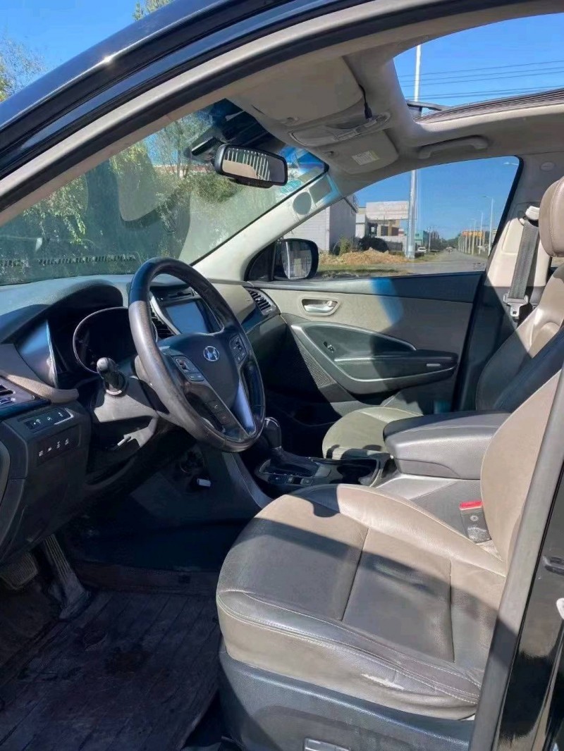 沈阳14年现代新胜达5