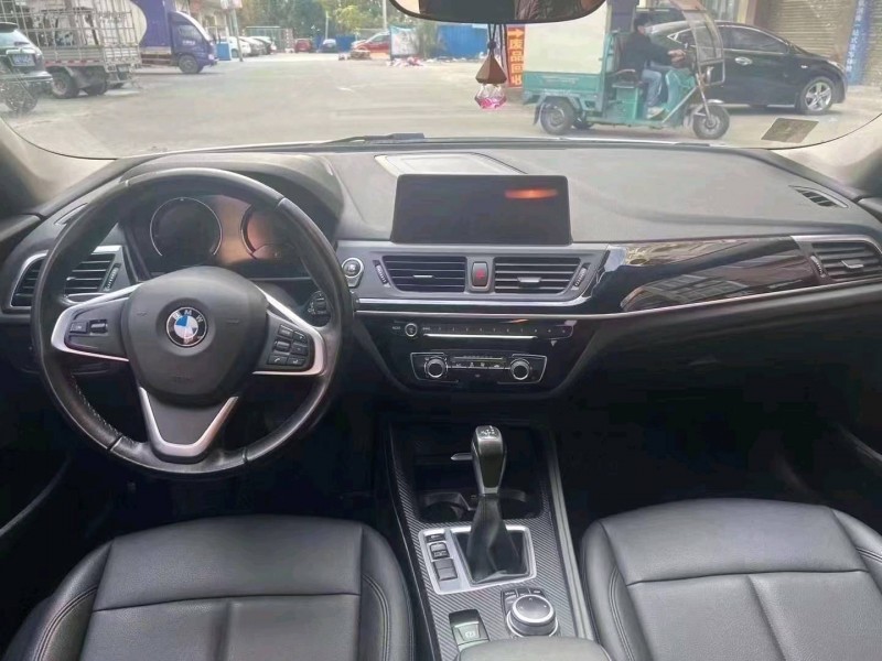 邯郸19年宝马1系3