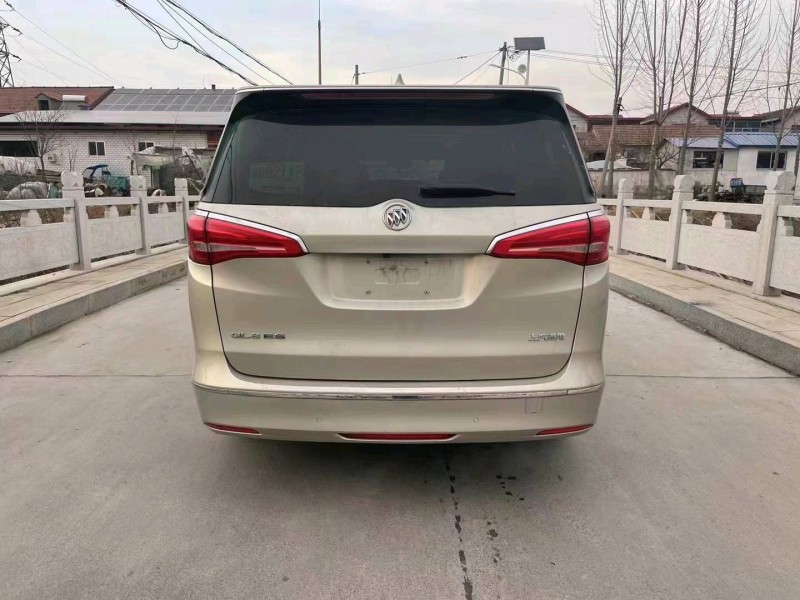 枣庄19年别克GL82