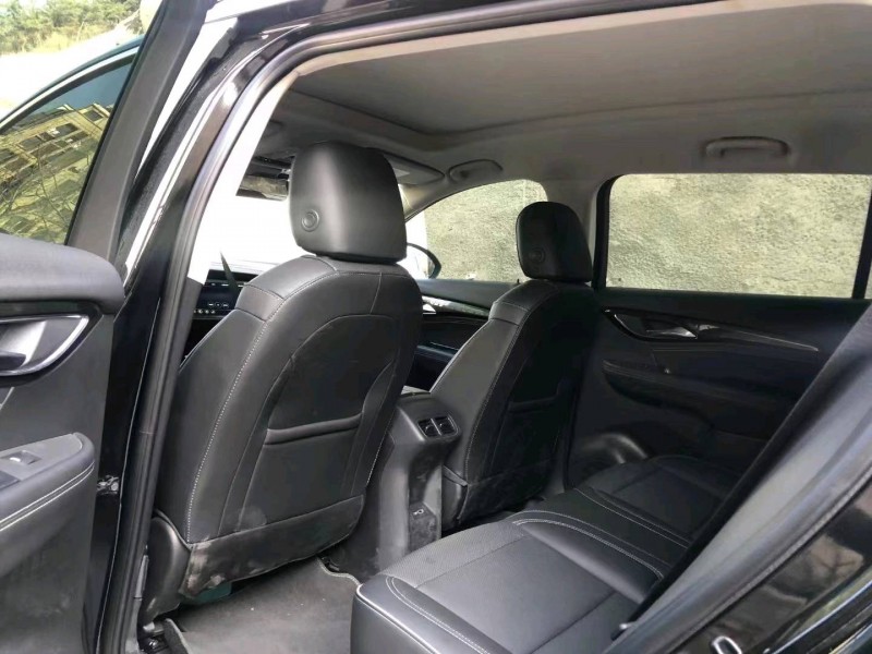 枣庄21年别克昂科威4