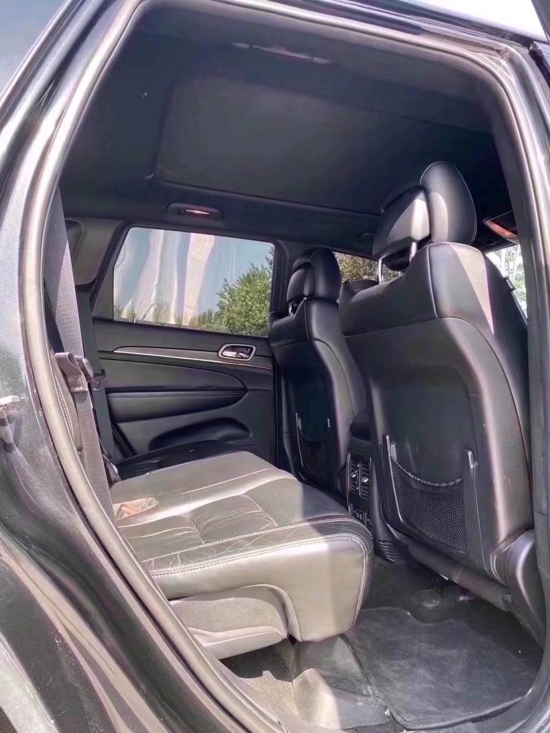 邢台14年Jeep大切诺基1