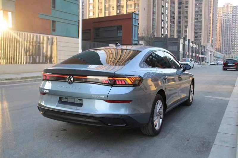 邯郸23年大众凌渡9