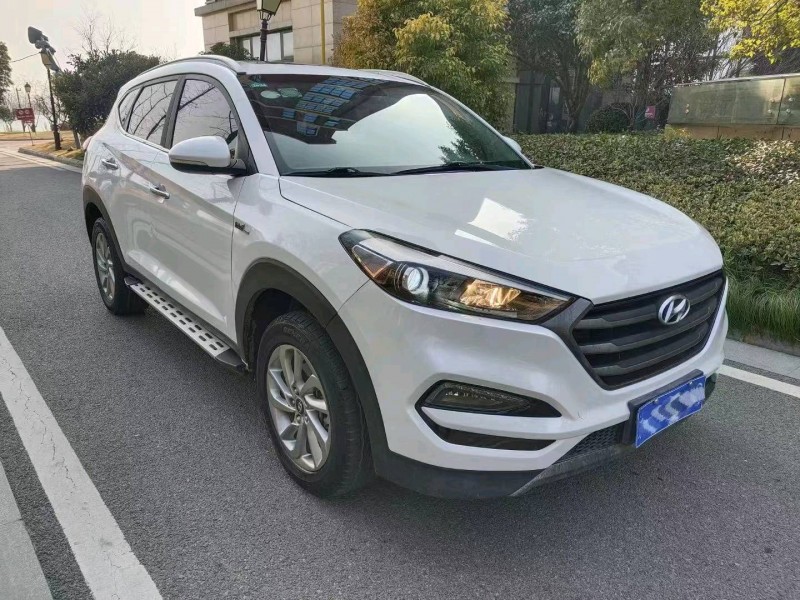 邯郸16年现代途胜2