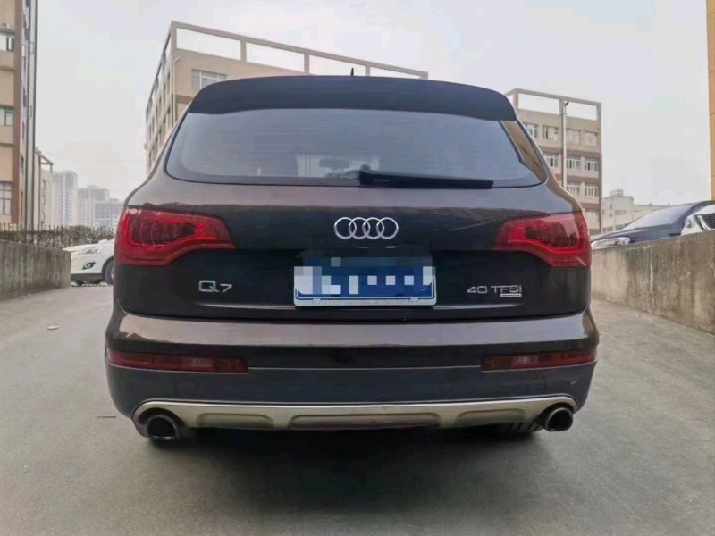 宜昌15年奥迪Q77