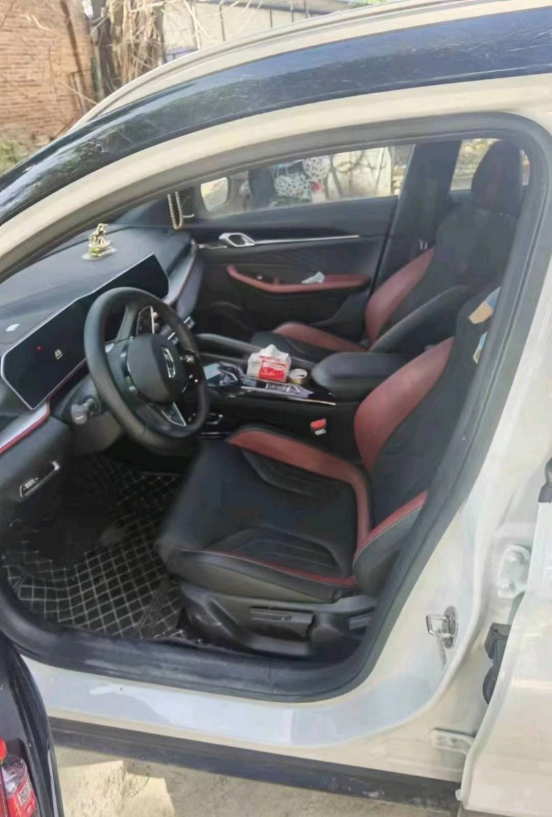 邯郸22年吉利缤越6