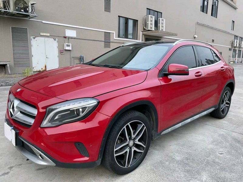 江门16年奔驰GLA2