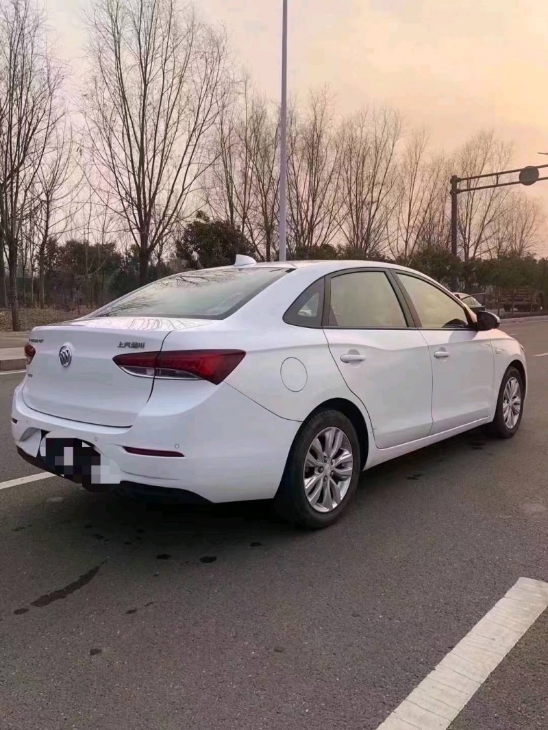 枣庄20年别克英朗GT9