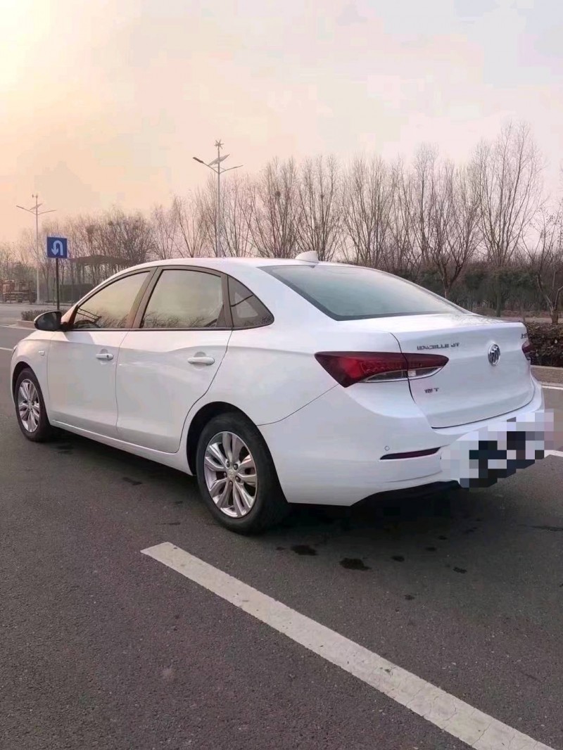 枣庄20年别克英朗GT8