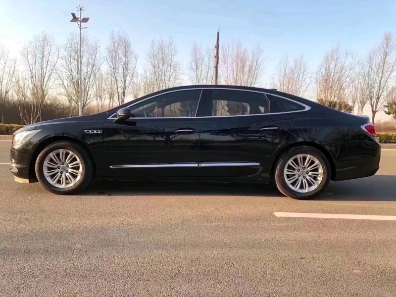 枣庄17年别克君越7