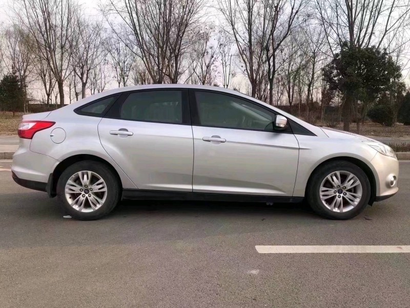 枣庄13年福特福克斯3