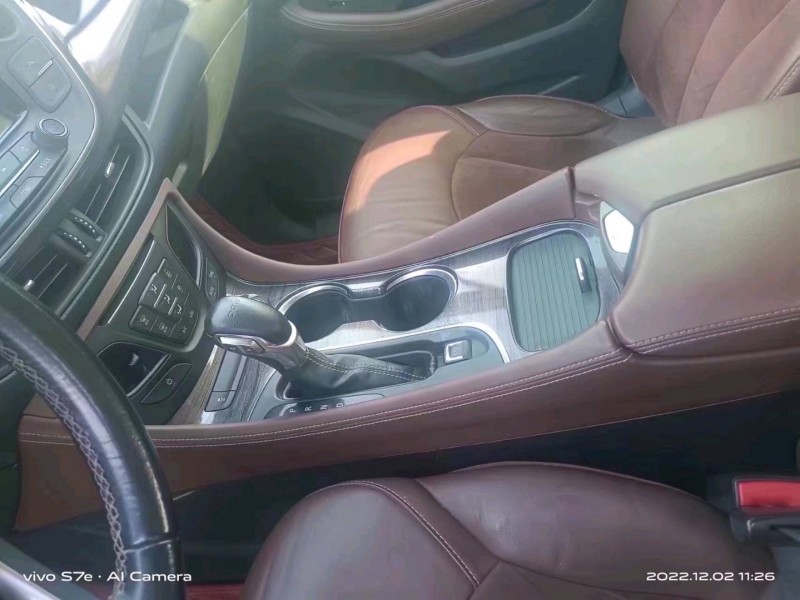 枣庄17年别克昂科威5