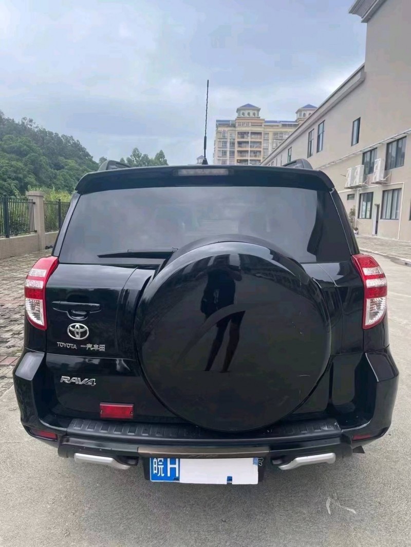 江门12年丰田RAV4荣放8
