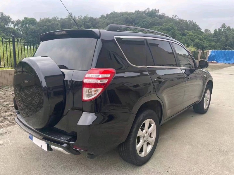 江门12年丰田RAV4荣放9