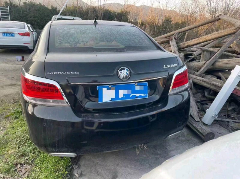 嘉兴13年别克君越2