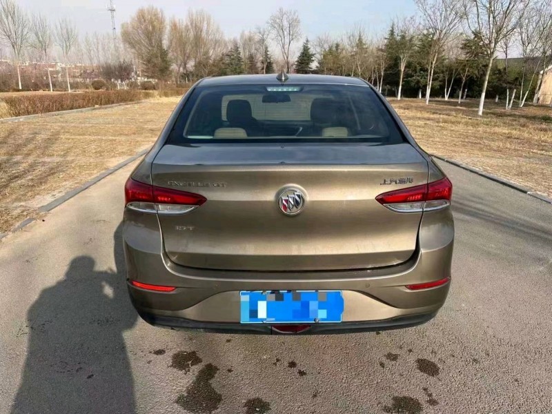 北京19年别克英朗8