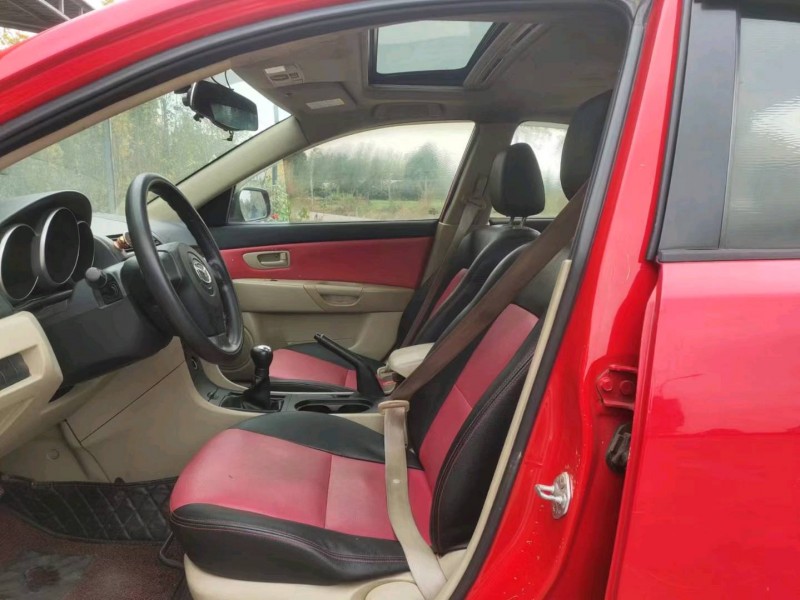 成都12年马自达36