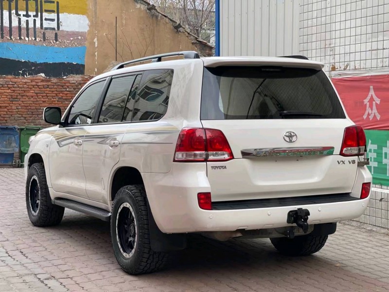 潍坊11年丰田兰德酷路泽4