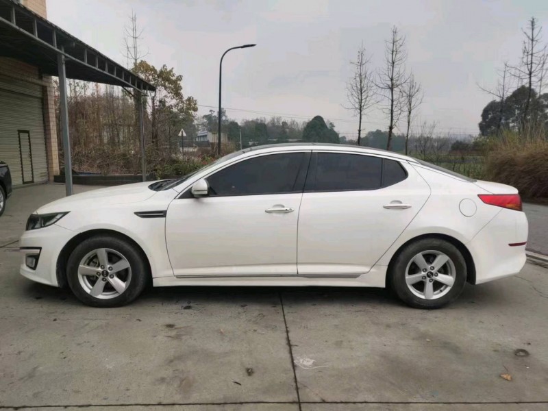 成都14年起亚K58