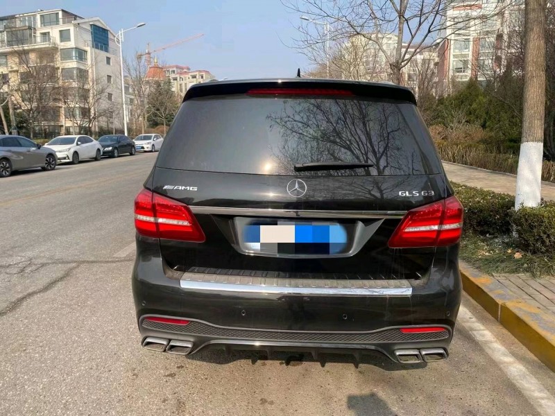 东营17年奔驰AMG3