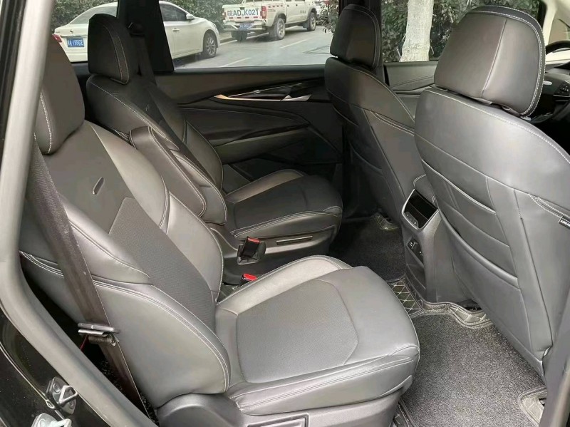 成都22年大通G505