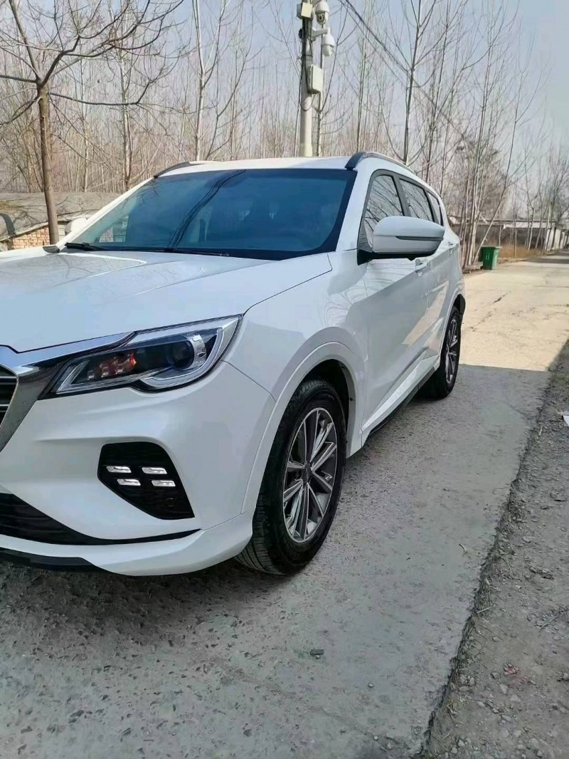 成都21年奇瑞捷途X707