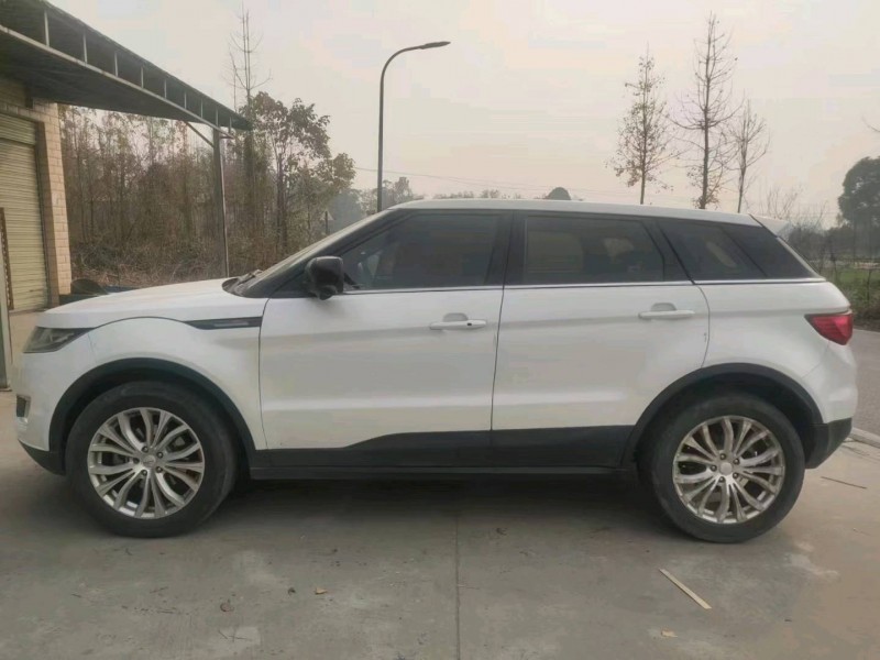 成都16年陆风X75