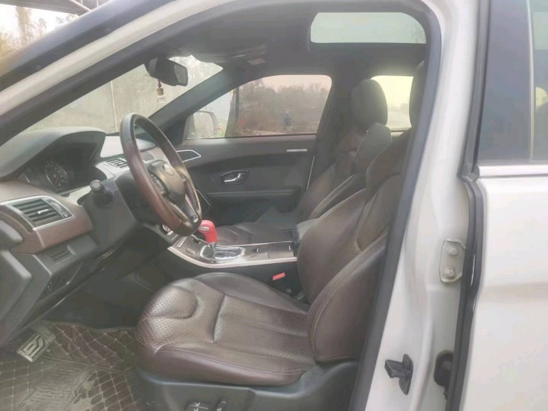 成都16年陆风X79