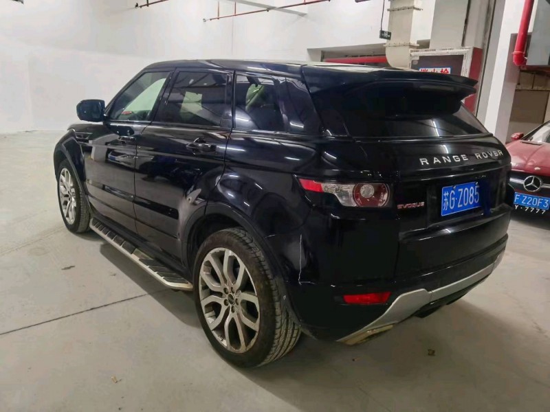 嘉兴13年路虎极光2