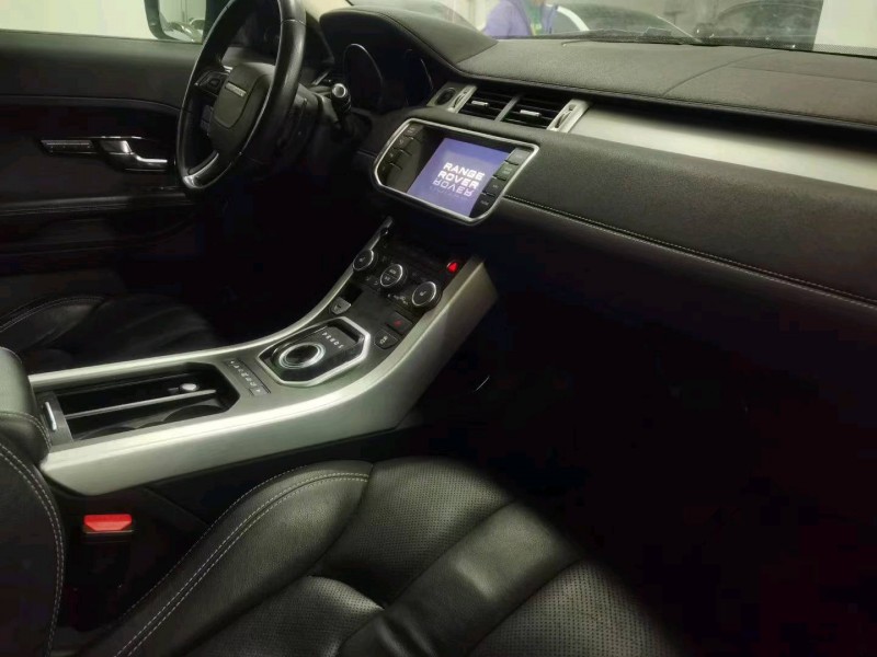 嘉兴13年路虎极光7