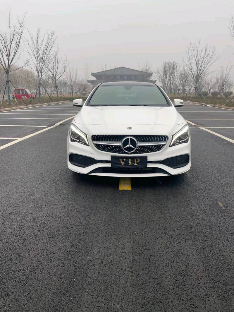 徐州18年奔驰CLA1