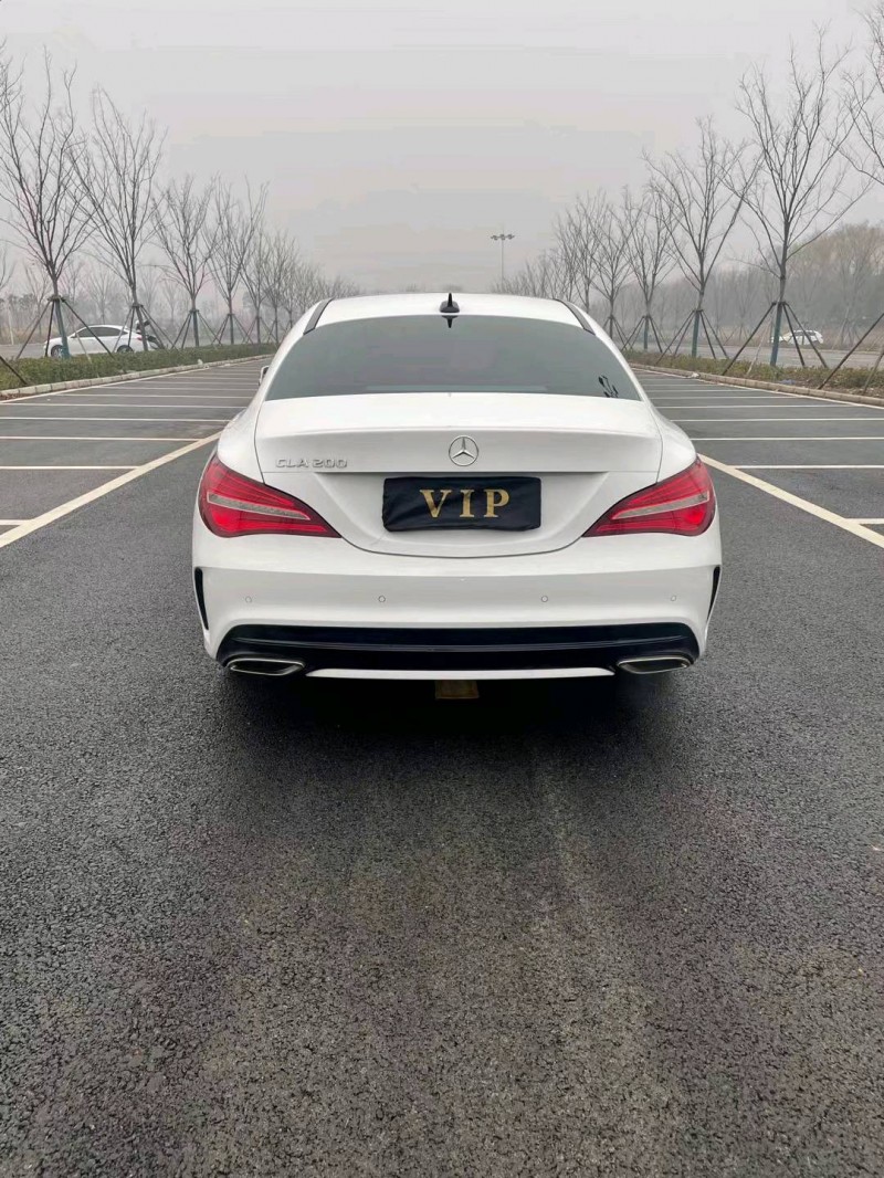 徐州18年奔驰CLA9