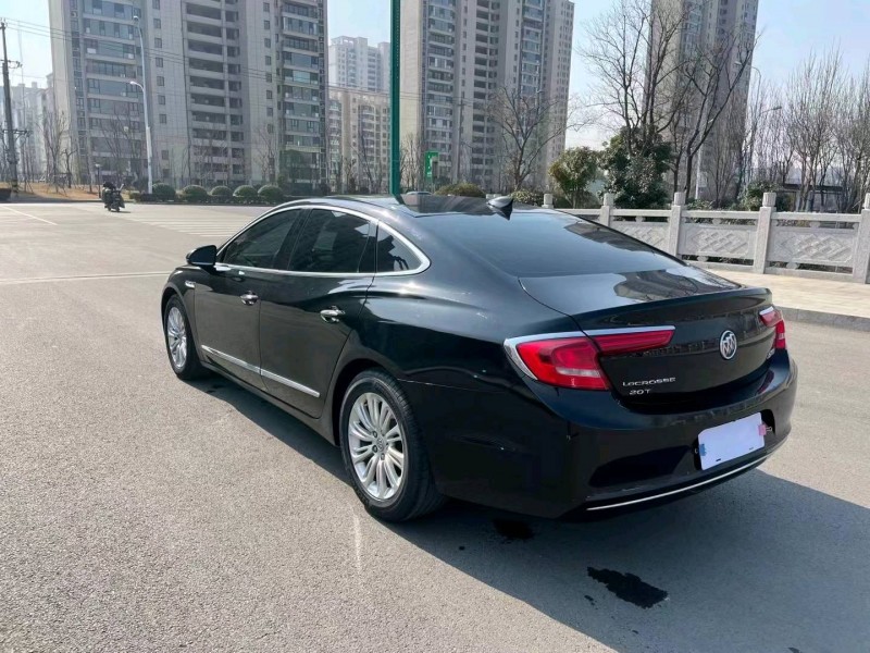 徐州16年别克君越6