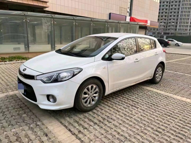 济宁16年起亚K3S2