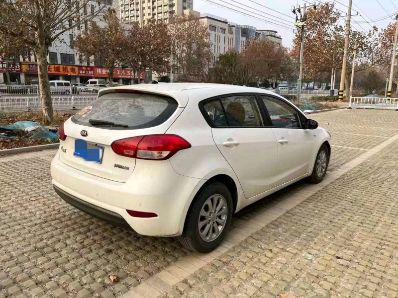 济宁16年起亚K3S4