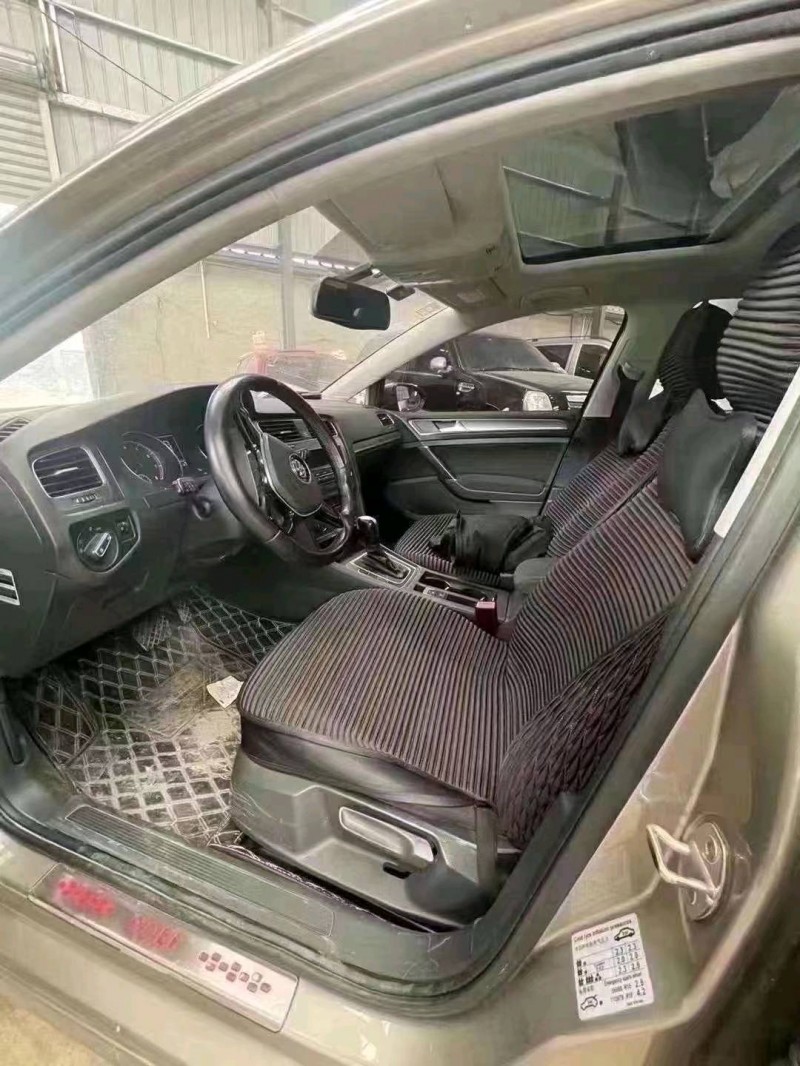 济宁15年大众高尔夫3