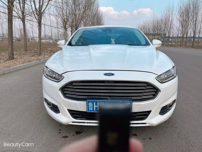 济宁16年福特蒙迪欧1