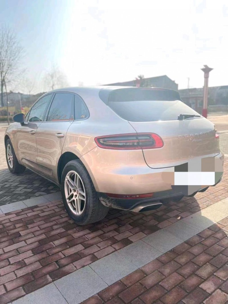 淮南16年保時捷Macan3
