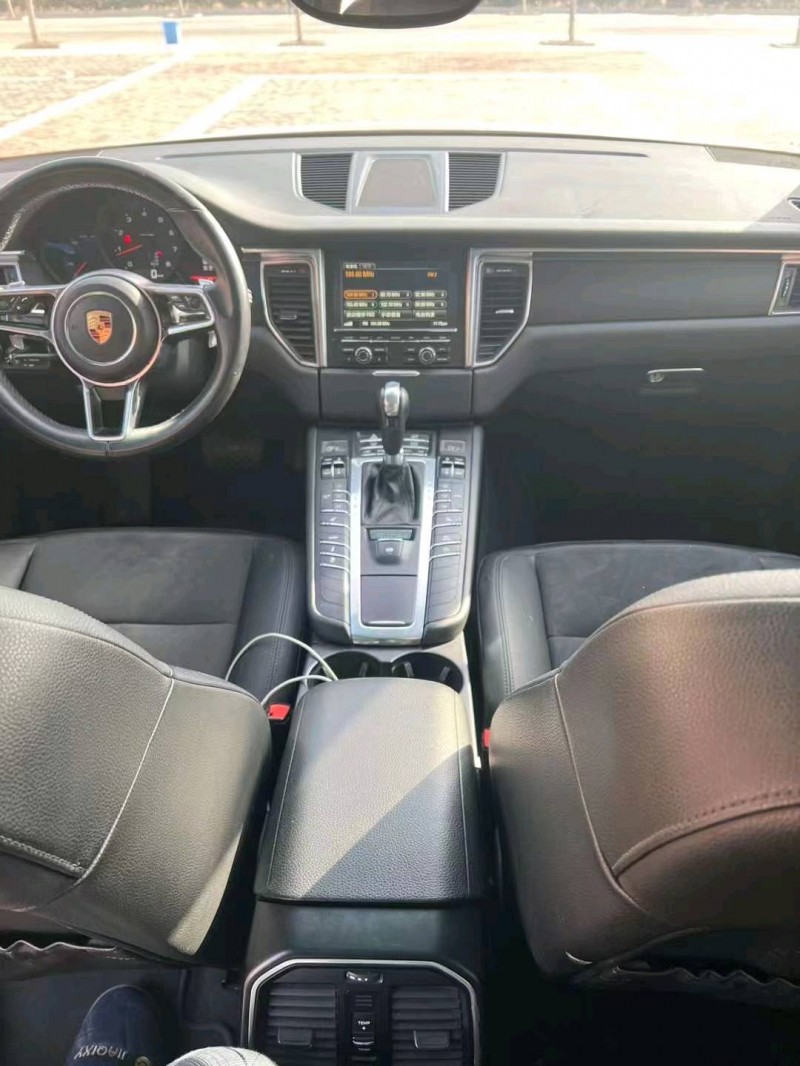 淮南16年保時捷Macan1